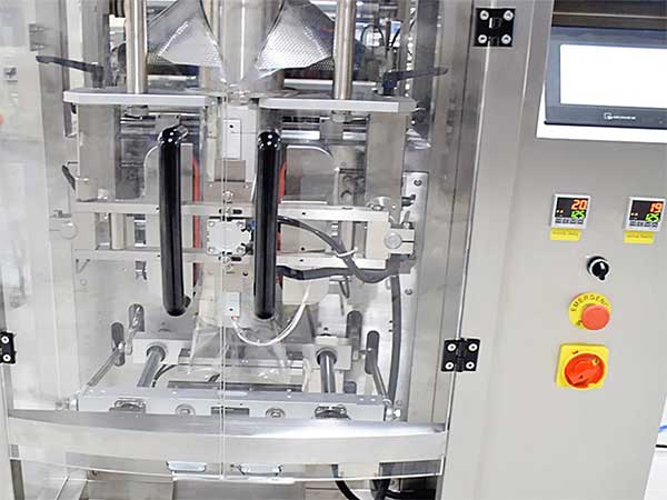 全自动粉剂91麻豆免费视频网站的电气维护